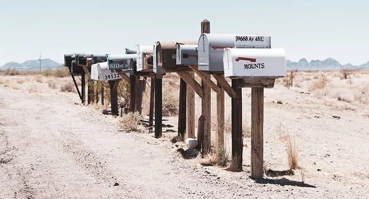 Mailbox v.s. e-mailadres